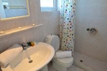 Georgina Inn Laganás Eksteriør bilde